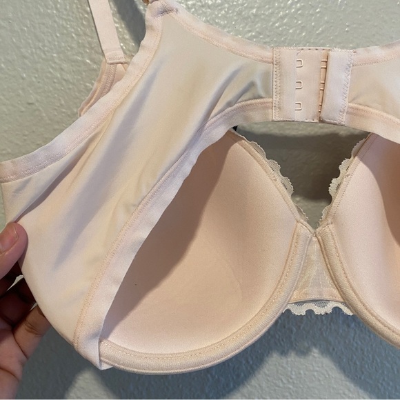 Natori Refined Contour Lace Trim Underwire Bra - Picture 9 of 9